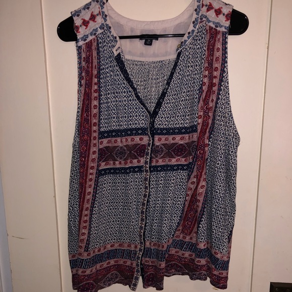 Lucky Brand Tops - Lucky Brand vintage crop